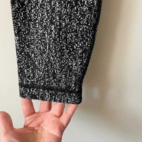 Lululemon High Times Pant Activewear Leggings Luon Suited Jacquard Black White 4 - Picture 6 of 6